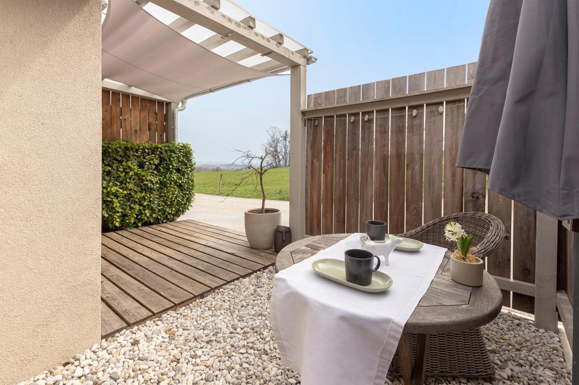 דירות בלד Garden Living מראה חיצוני תמונה
